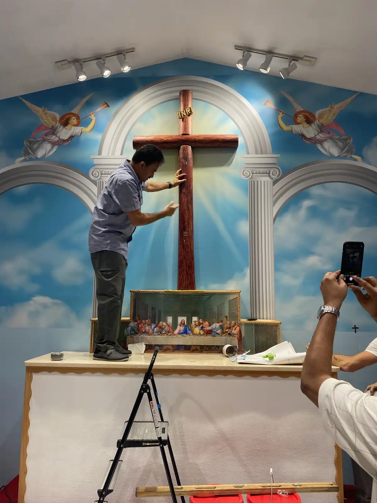 Personalized Wallpaper Installers - custom mural installation in Austin TX