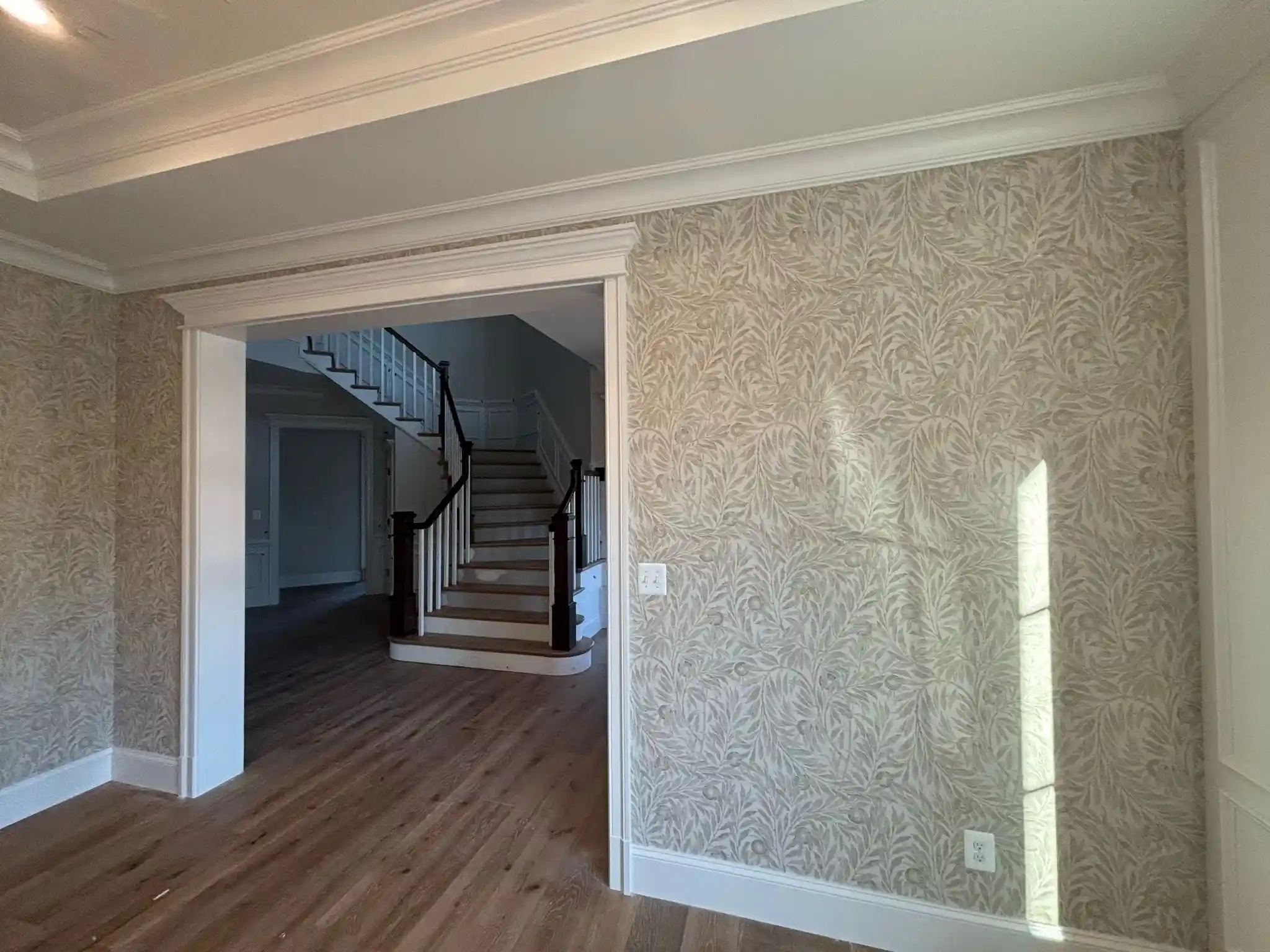 Accent wall installation in Taylor